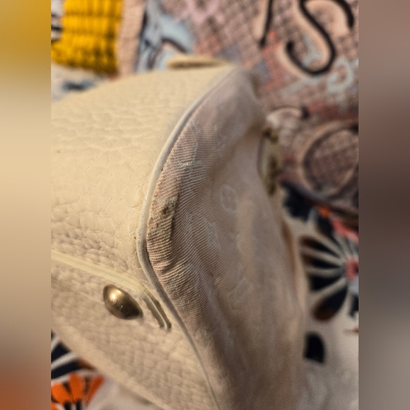 Louis Vuitton Trapeze Bag - Picture 12 of 16